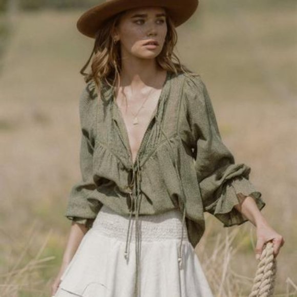 Kivari Aria Blouse - Picture 3 of 3